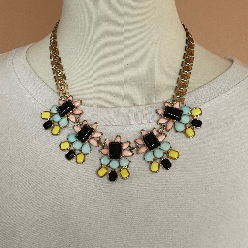 Fashion Necklace with pink, black, baby blue and yellow design